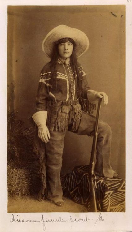 redarmyscreaming - scout, Arizona, 1886