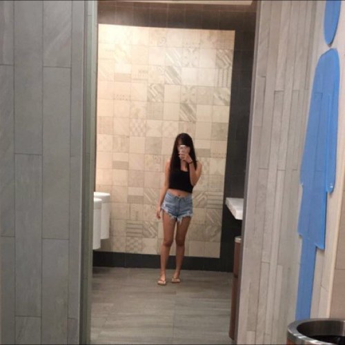 sexysingaporexmm: sgbblicious: ⓈⒼ ⒷⒶⒷⒺⓈReblog/like for more; follow for daily updates! need her inst