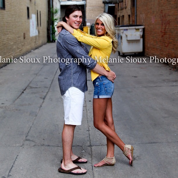 Tj Oshie & Lauren Cosgrove  Boyfriend goals, Cute couple pictures, Hockey  wife