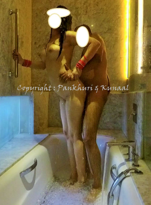 Porn Pics bharatnisha77:  pankhurikunallkoblog:   Bathtub