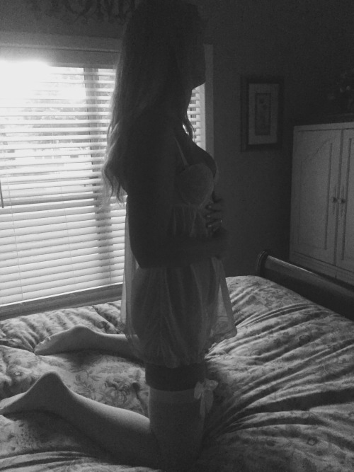 ramswife2:  rambelinman:  Black & White Wife  Me! 😇
