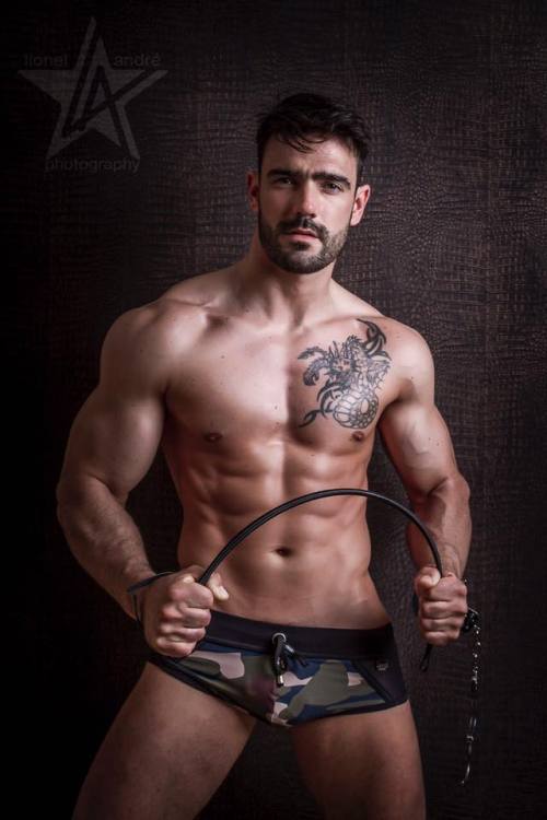 rapideyesmovement:  Jess Vill