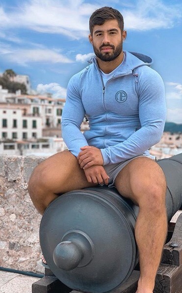 Mouthwatering-Men: