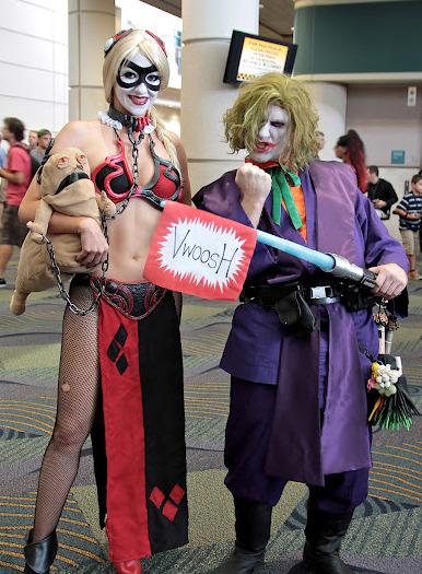 webofstarwars:  Joker Jedi and Slave Leia Harley Quinn.