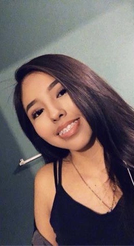 thefreak-88: bigbootyhoesssssss: jiblets23: Shy Navajo cutie  Who wants to trade? Got some to trade 