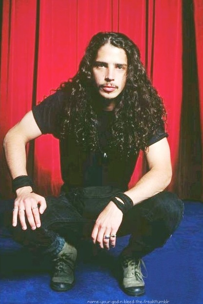 name-your-god-n-bleed-the-freak:Chris Cornell, Los Angeles, Jul 08 1991.