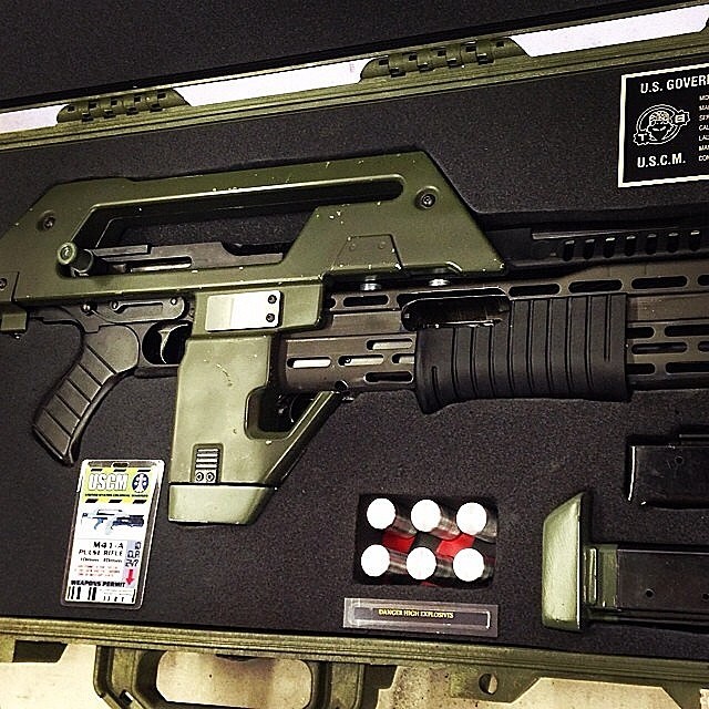 coffeeandspentbrass:  madbeardedviking:  theigmilitia:  @tommybuilt This dude constantly