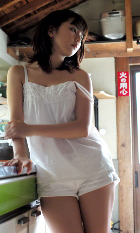 asiadreaming:    erina mano | 真野惠里菜 adult photos