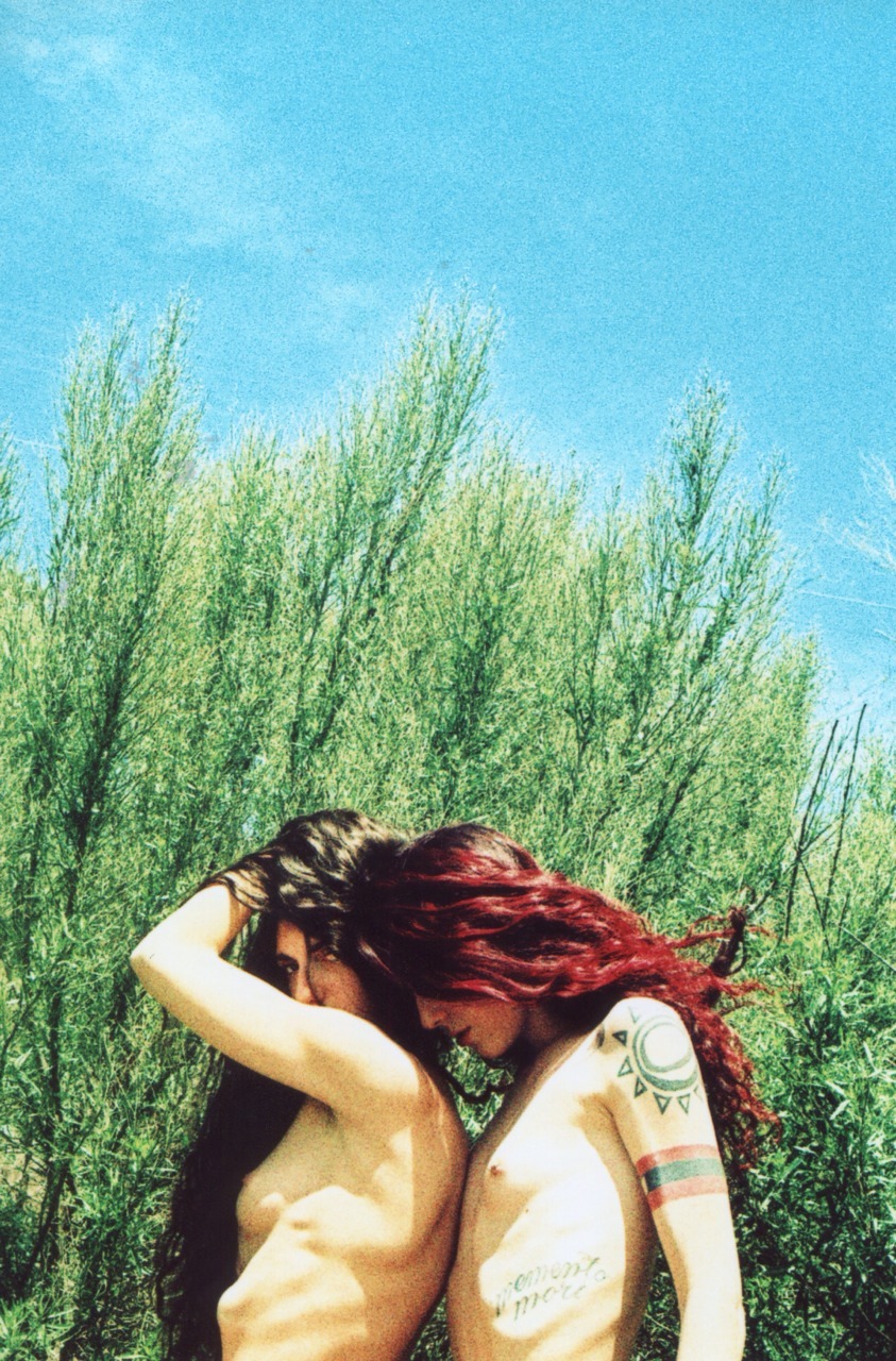 polabeard:  35mm film scan.   With the lovely Cam Damage and Jacs Fishburne. By polabeard.