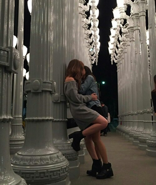 fuckyeah–lesbians: **