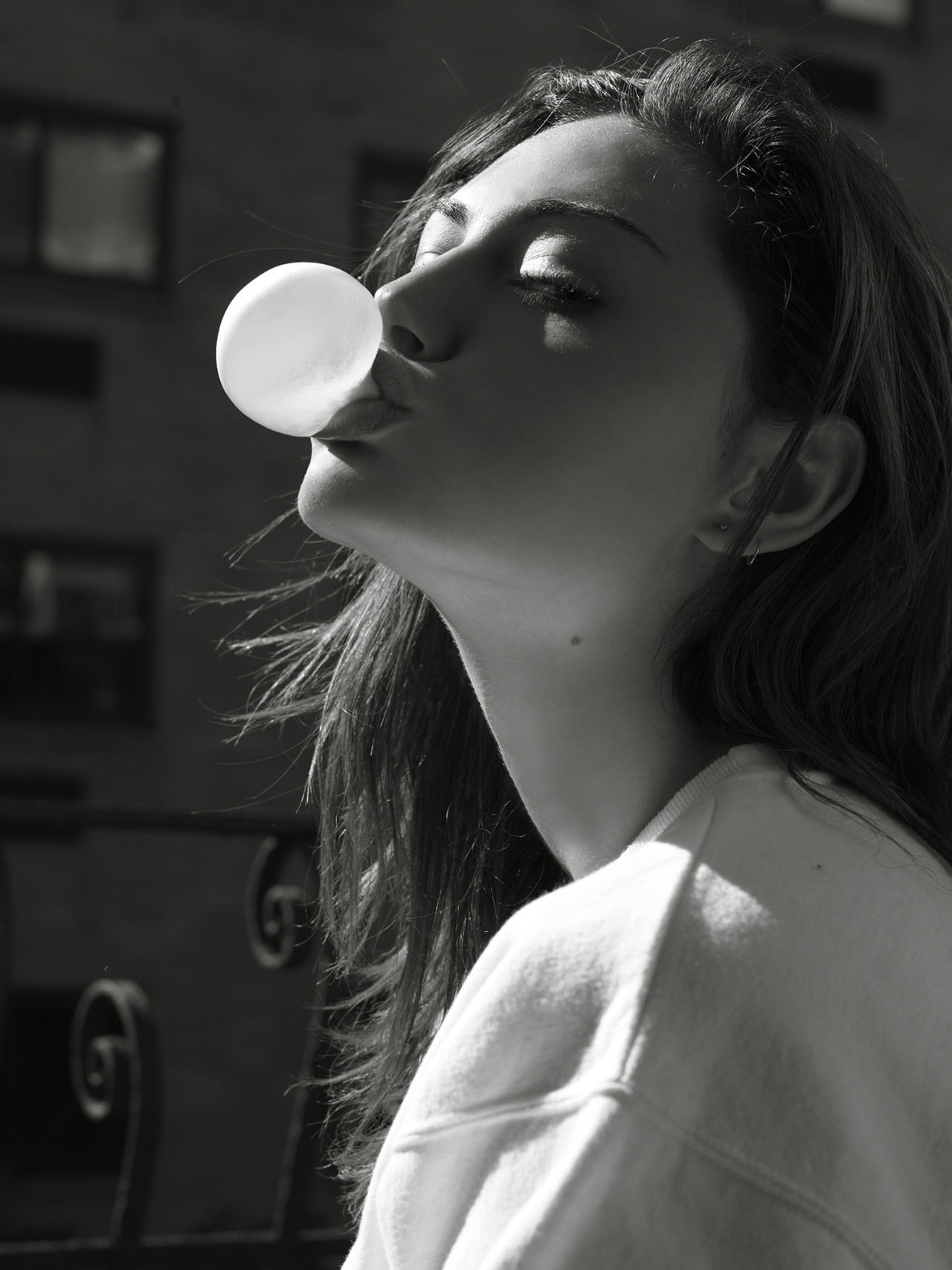 angelomisterioso:  Phoebe Tonkin by Alexandra Nataf, 2013 