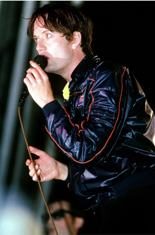 shiteliife:jarvis with pulp performing live onstage, t in the park -july 1996. photo by mi