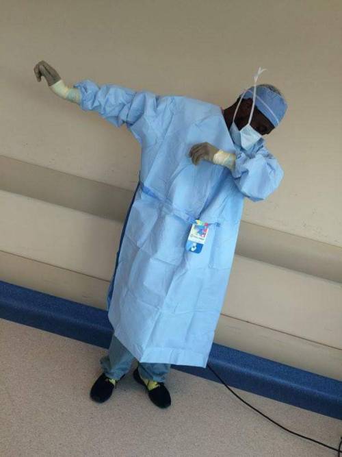 blvck-james-deen: When its time to do surgery but your fly as fuck….. These notessss