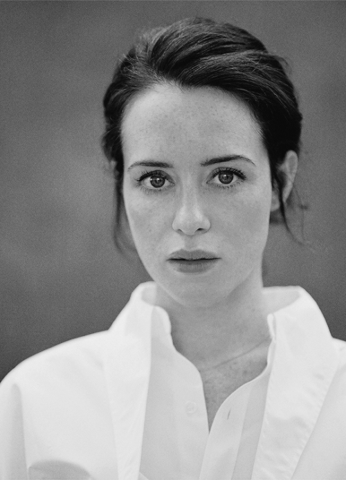 bwbeautyqueens:  Claire Foy photographed by Charlotte Hadden for The Telegraph (October 2017)