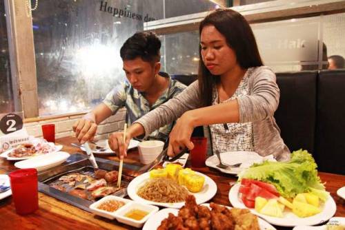 Kakain lang, hindi tataba. Leehak Buffet Restaurant, Piooneer St., Mandaluyong City