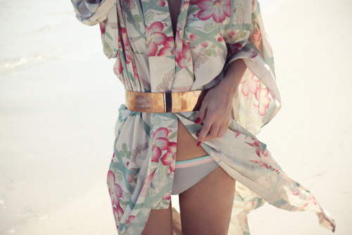 queenofclassy:    Must-Haves | Fashion Deals   