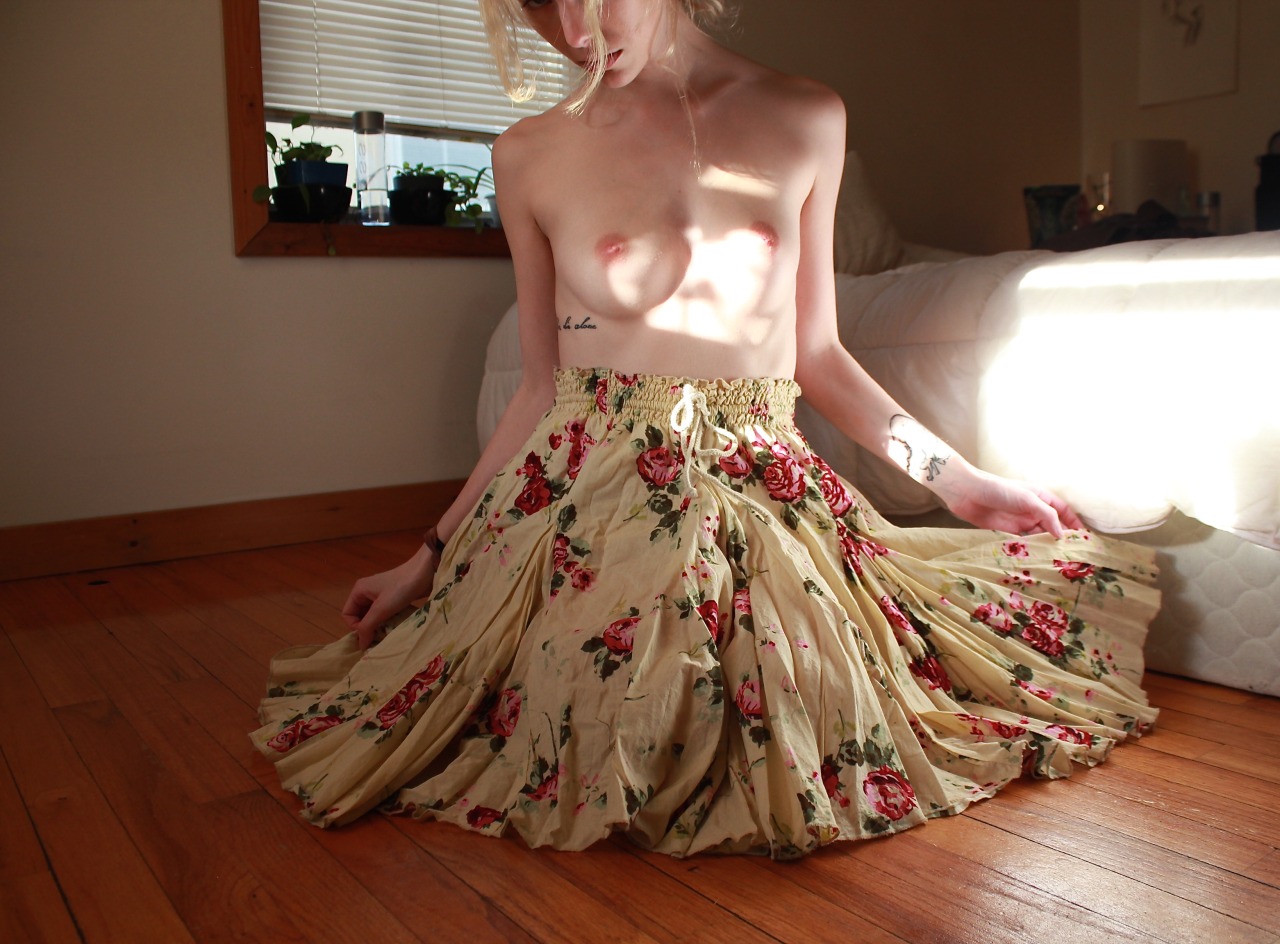 hannaheldhigh:  faerie game extremely strong in this skirt