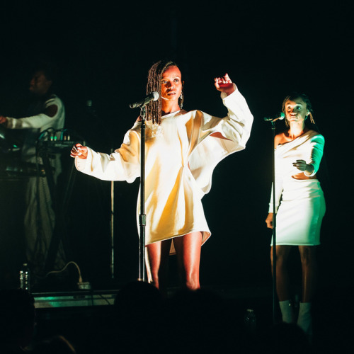 phlemuns:custom PHLEMUNS for Kelela’s ‘Take Me Apart’ tourheck to the YES