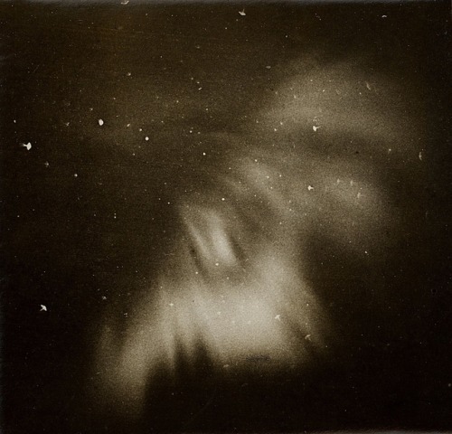 dame-de-pique:Carl Störmer - Polarlichter (Nachtaufnahme), c.1921also