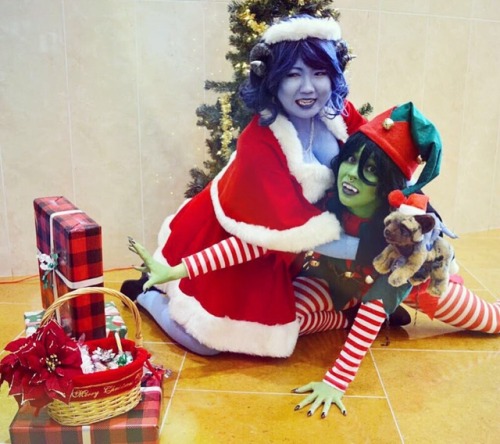 &ldquo;NOTT YOU CAN&rsquo;T KEEP THE PRESENTS FOR YOURSELF!&rdquo; This is my fave set f