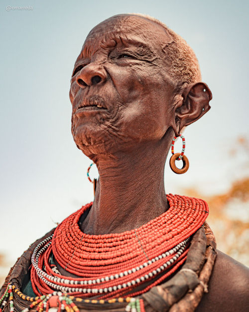 Portraits of Kenyans by Omar Reda1-2. Borana3-5. Kikuyu6-8. Maasai9. Tribe unknown