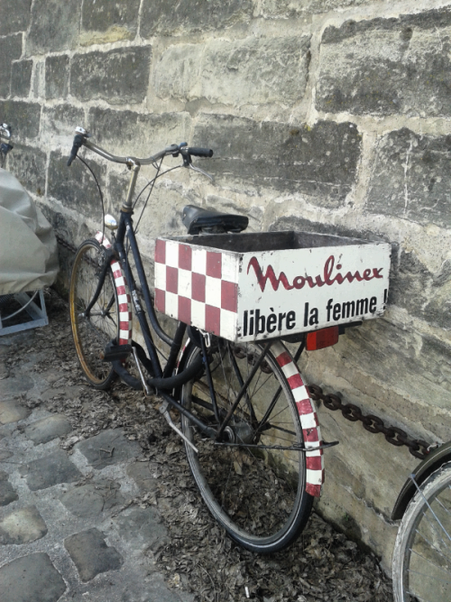 scamland: Mais oui, bien sur…