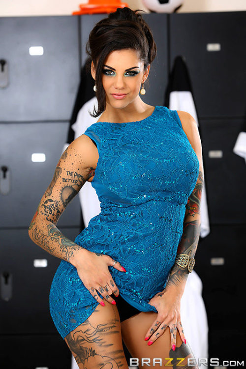 BONNIE ROTTEN