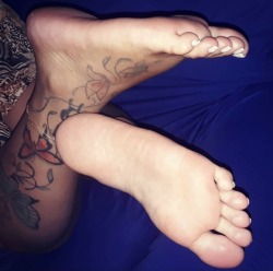 creepyfootlover:  @donabelaa38 