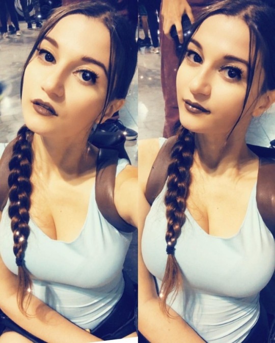 cosplayheaven69:  Cosplayer: Meryl Sama.  Country: Italy.  Cosplay: Lara Croft from Tomb Raider.  https://www.instagram.com/merylsama/ 