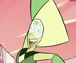 lapisjazzuli:  Peridot’s expressions are the best thing ever  Peri is the best &lt;3