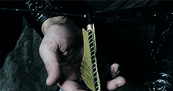 ohfili:lord of the rings + hands