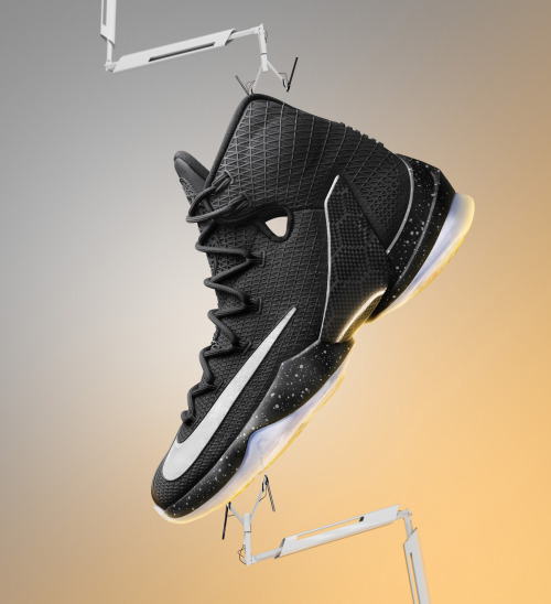 sneakersxish:  NIKE LEBRON 13 ELITE FOR THE PLAYOFFS The LEBRON 13 Elite is an evolved version of LeBron James’s thirteenth shoe that features key technical details including a durable cage upper, full-length bootie and hexagonal Zoom Air units.SHOW