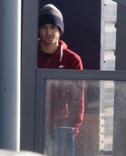 harrystylesdaily: Zayn at the studio in Yorkshire today 