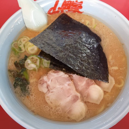 いつかの、山岡家。アブラは多めは二度としません。#ラーメンショップ #ramen #肉#タンメン #から揚げ #海鮮丼 #海鮮#アジ #JAPAN#washoku #1月22日 #ジオタグ復活して#い