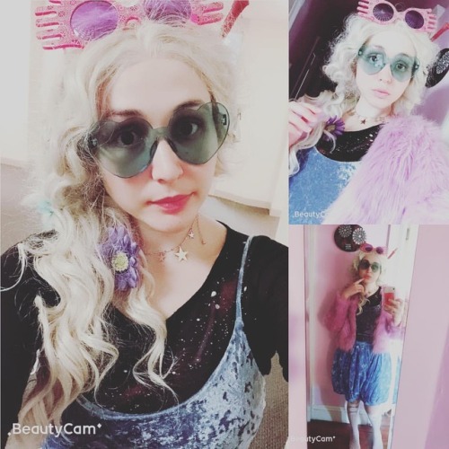 Halloween with the muggles #lunalovegood #harrypotter #harrypottercosplay www.instagram.com/