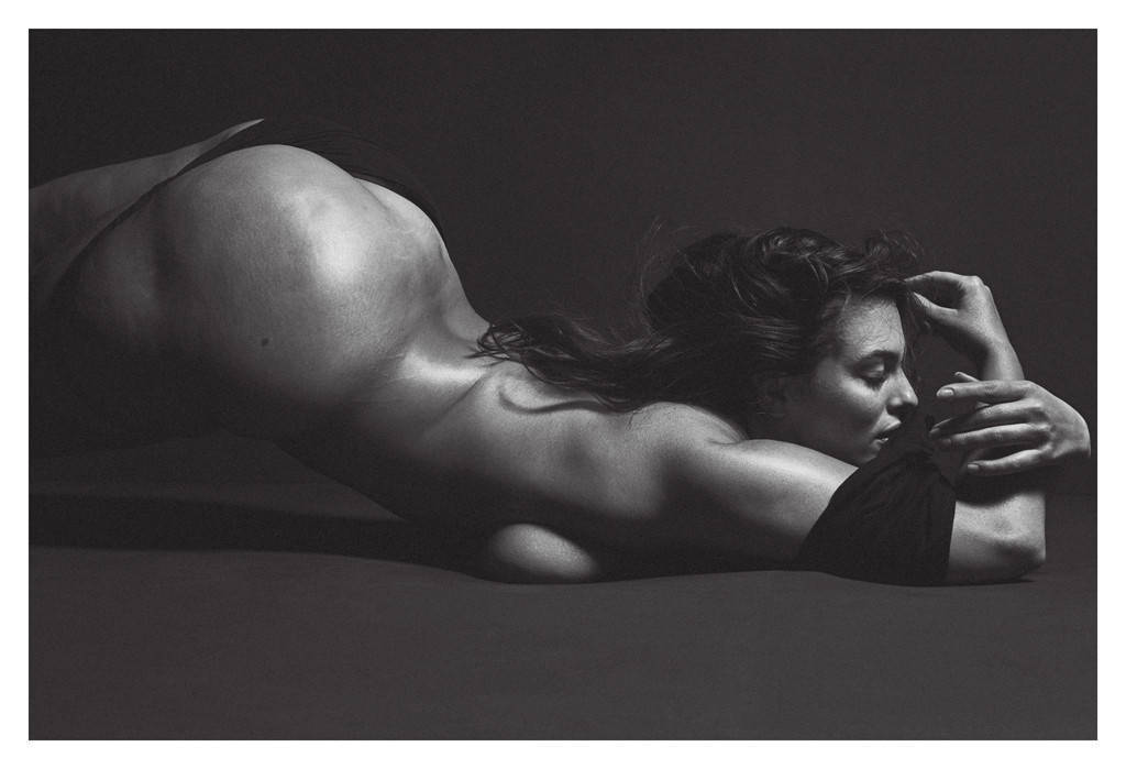 celebgoodies:  Ashley Graham  https://celebgoodies.tumblr.com