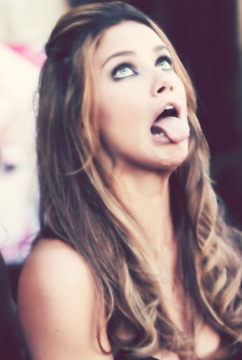 brazilian-bombshells:  Adriana+Candids  