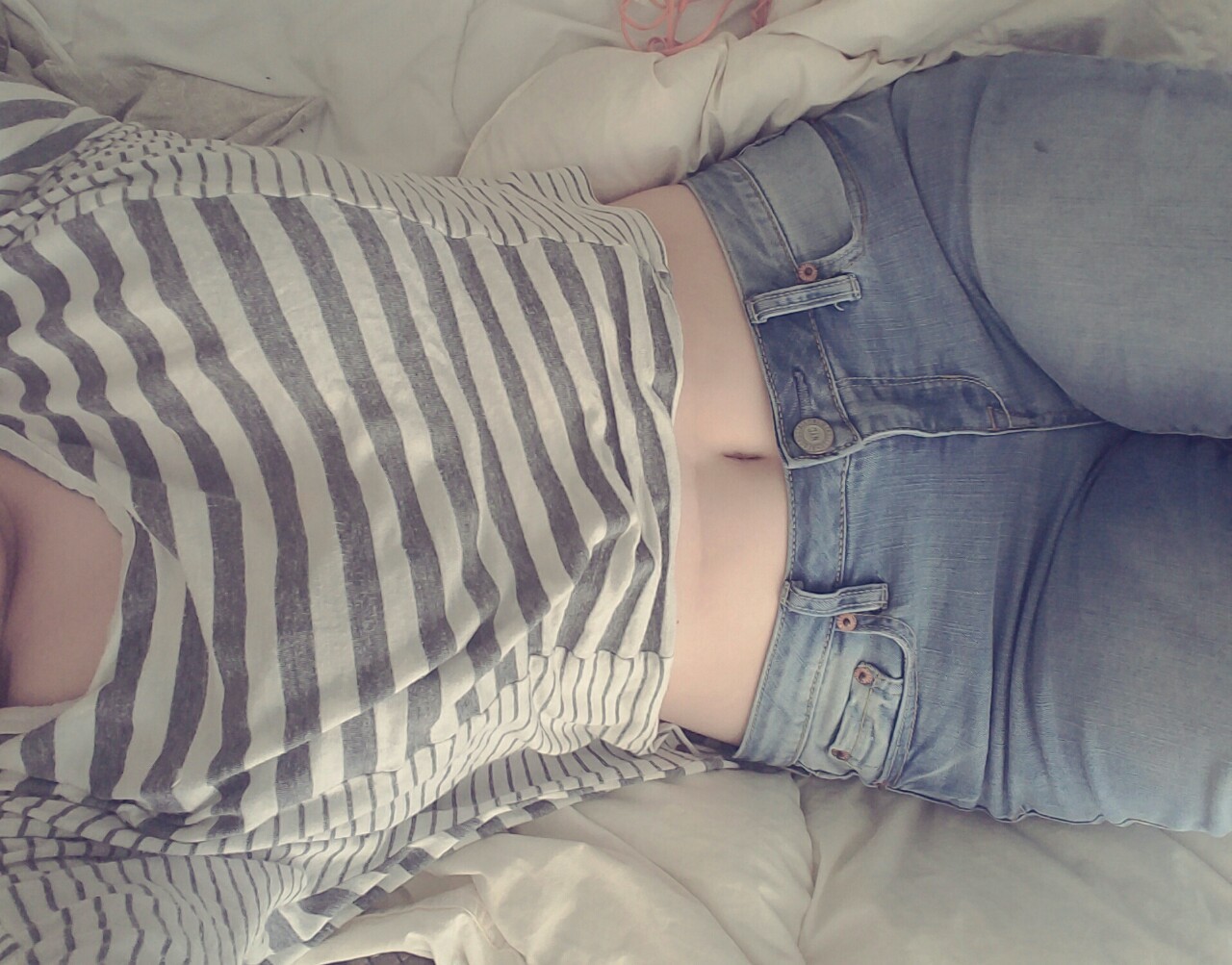 allisxxxn:  i wanna be in a threesome again so bad