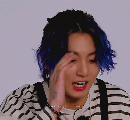 jung-koook: his hair!!! I’m so in love