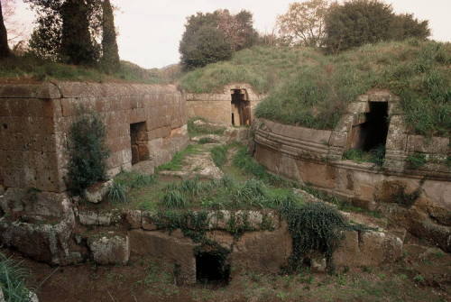 10     Necropolis of Cerveteri, Etruscan, 