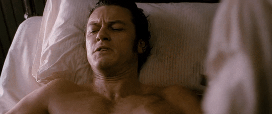 whumpty-dumpty:The Raven (2012)