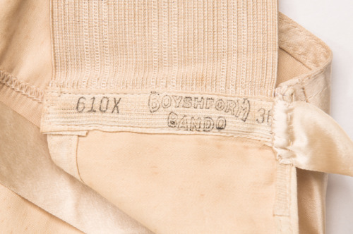 charlestonmuseum:  Undergarments of the 1920s were dramatically different from previous decades &nda