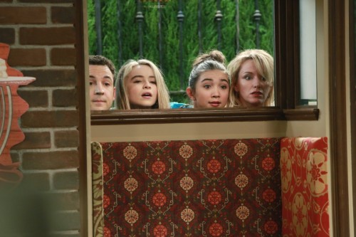 Girl Meets World - ‘Girl Meets Hurricane’ (July 19th)Cory and Shawn take the girls out for a fun nig