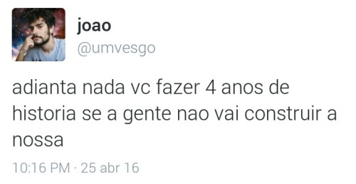 osprints:  Não adianta nada você estudar teatro se eu vou te ver beijando outras bocas na TV