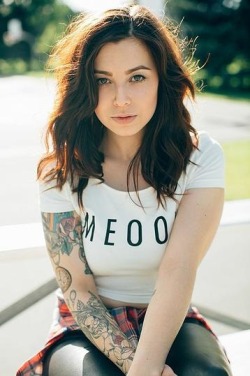 altmodelgirlcrush:  Effy Suicide