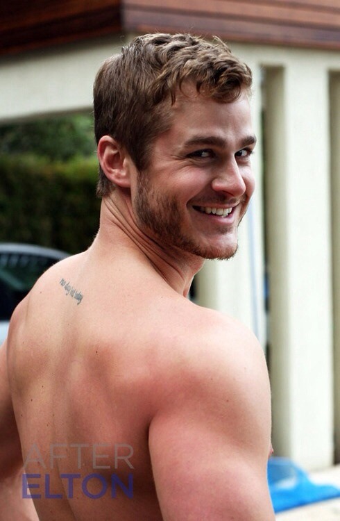 hotfamous-men:  Austin Armacost