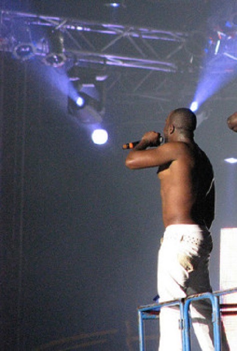 lamarworld1: Wyclef Jean bulge &amp; booty