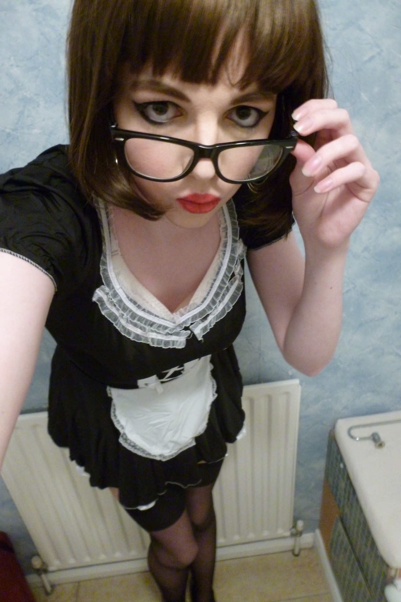 sirshaelami: lucy-cd:  Pictures More Maid outfit with short wig, looks amazing &lt;3