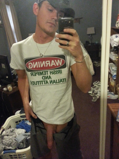 bulgesdicksandballsohmy:  Check out Hot Male porn pictures