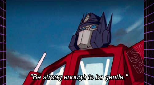 eggpuffs:Peter Cullen talking about finding the voice for Optimus Prime with advice from his brother